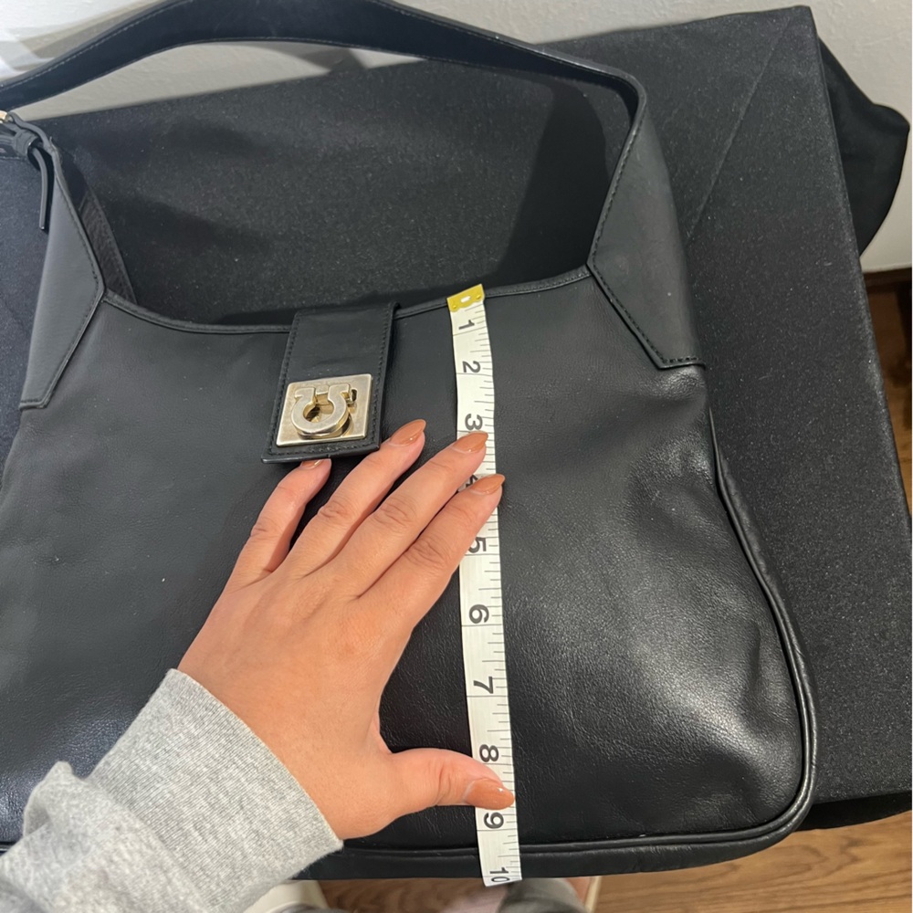 Vintage Salvatore Ferragamo bag - Picture 8 of 8
